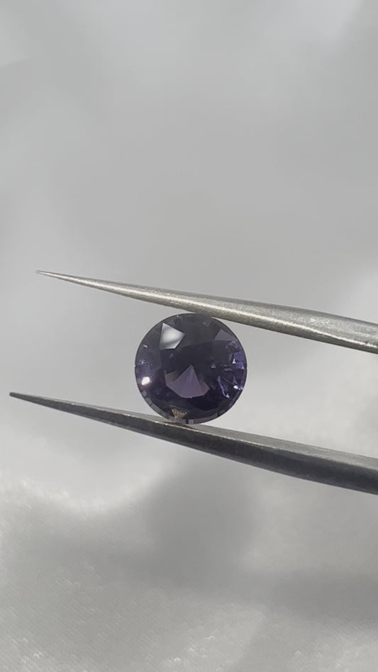 Unheated color changing sapphire 1.09cts